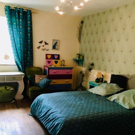 Maison Face A L'Etang Précy Zewnętrze zdjęcie
